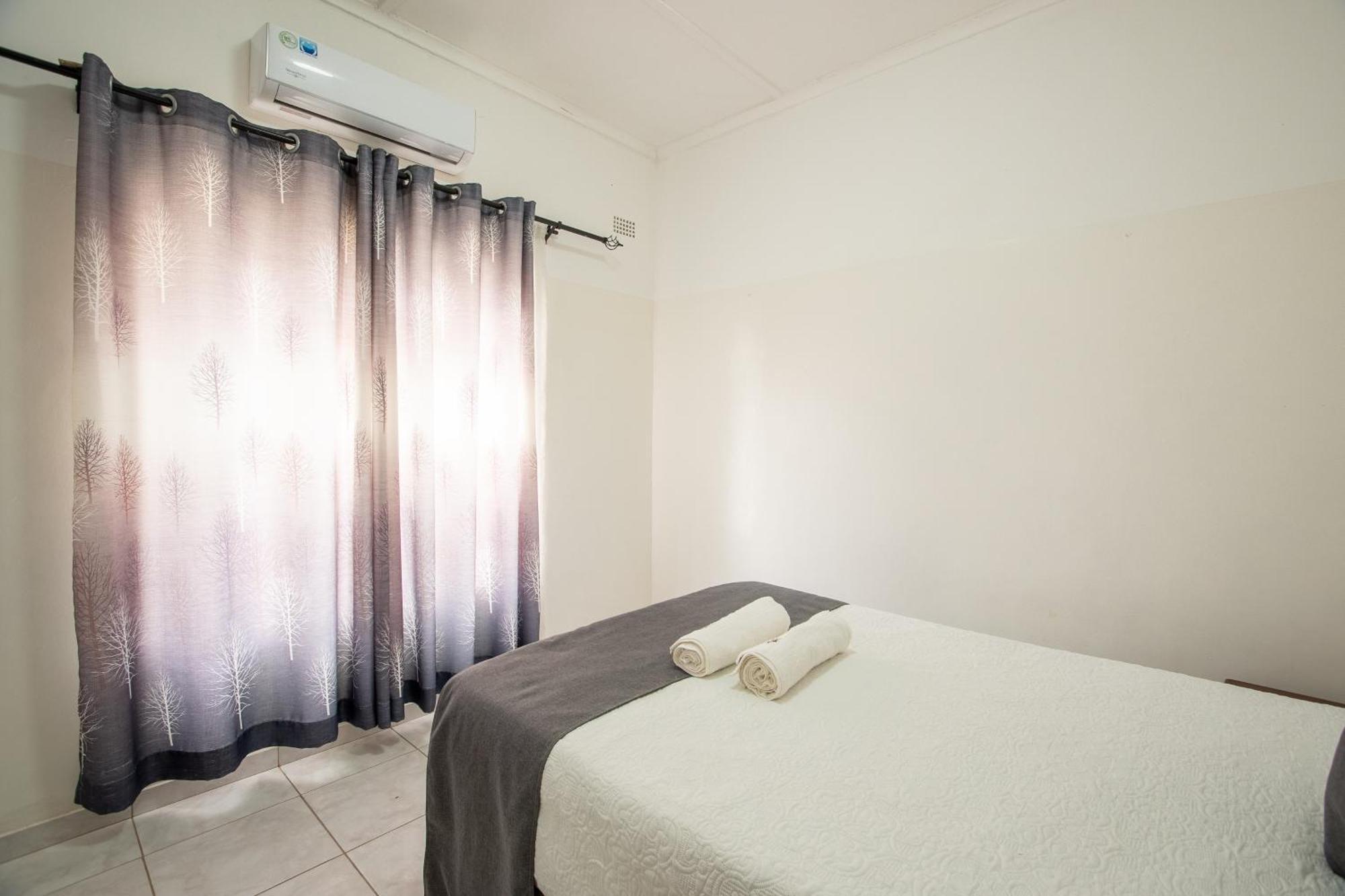 Wood Road Guest Lodge شلالات فيكتوريا المظهر الخارجي الصورة