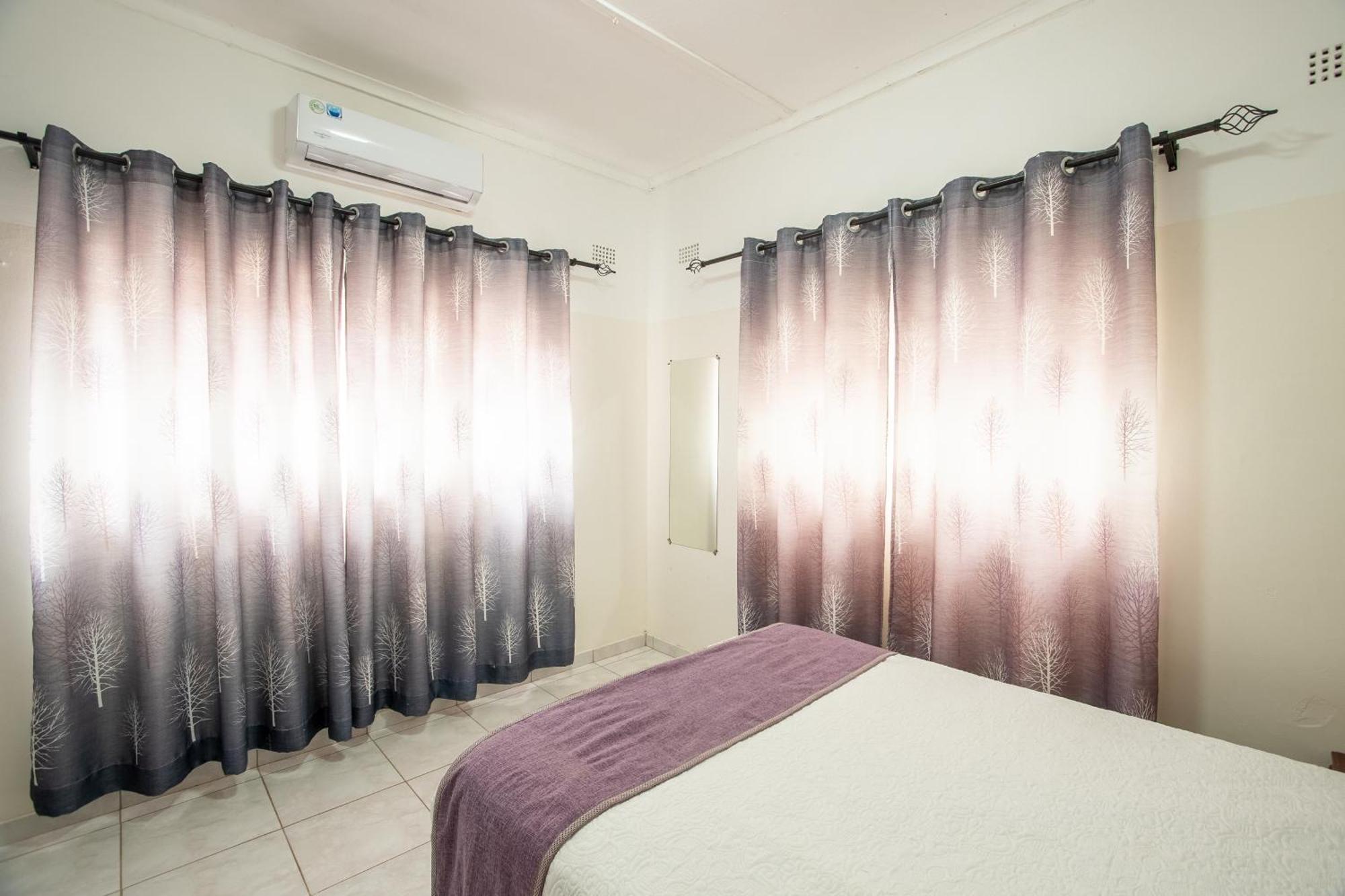 Wood Road Guest Lodge شلالات فيكتوريا المظهر الخارجي الصورة